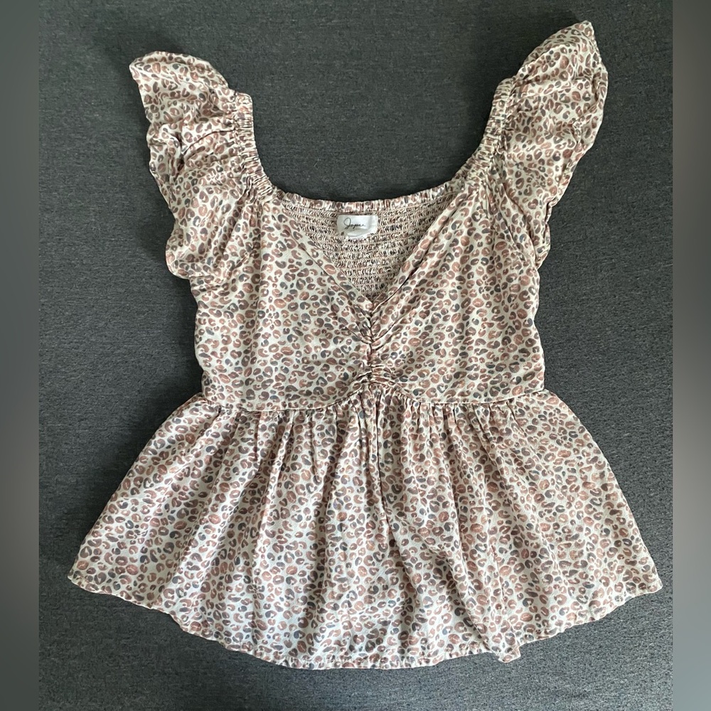 Japra women’s smocked blouse